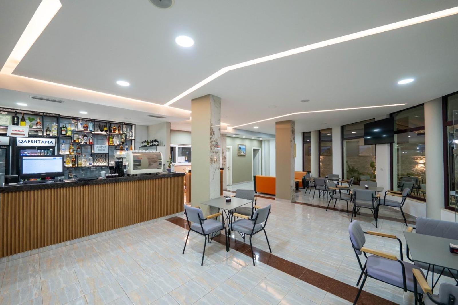 Hotel Kroi Ksamil Kültér fotó