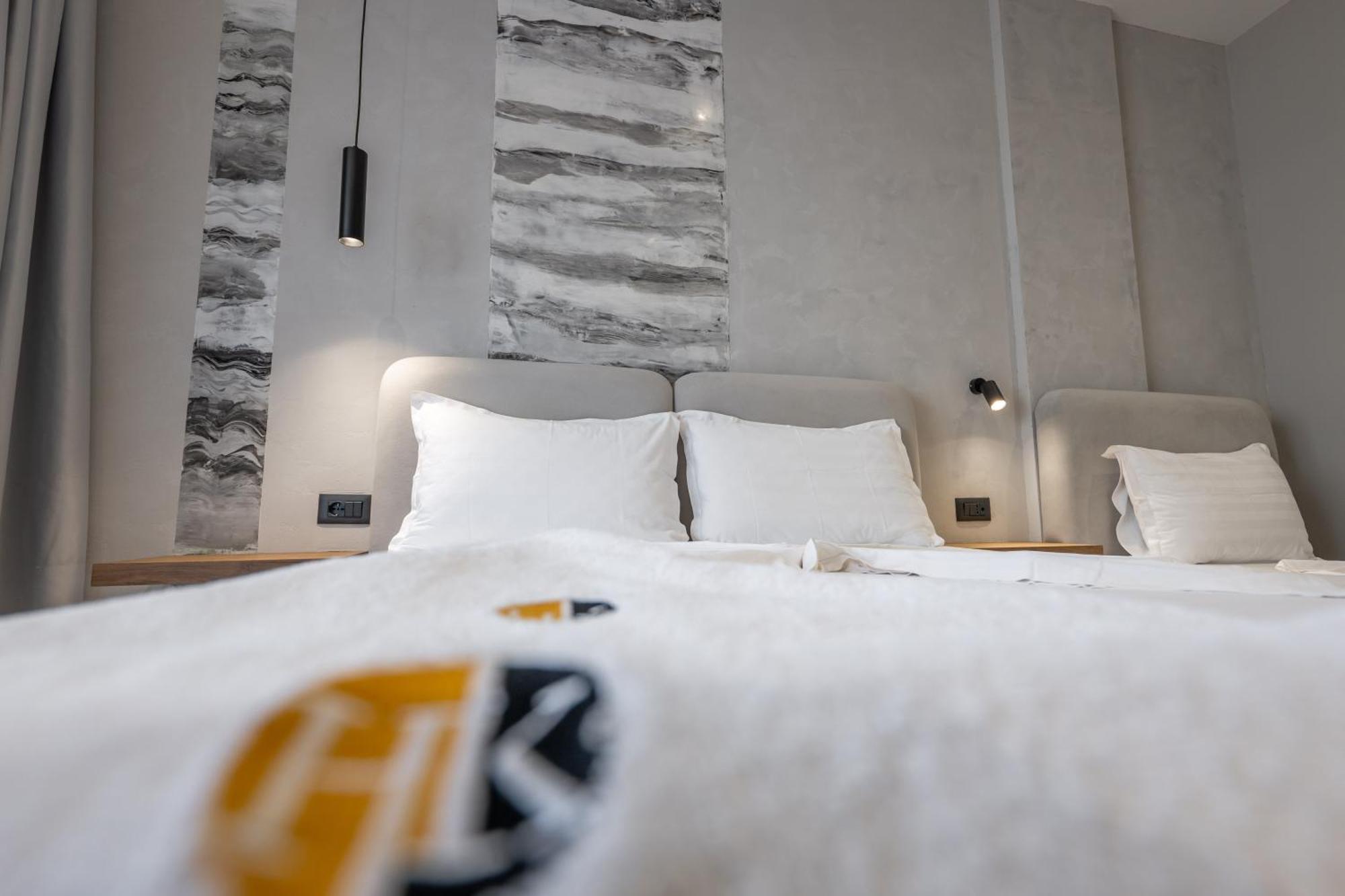 Hotel Kroi Ksamil Kültér fotó